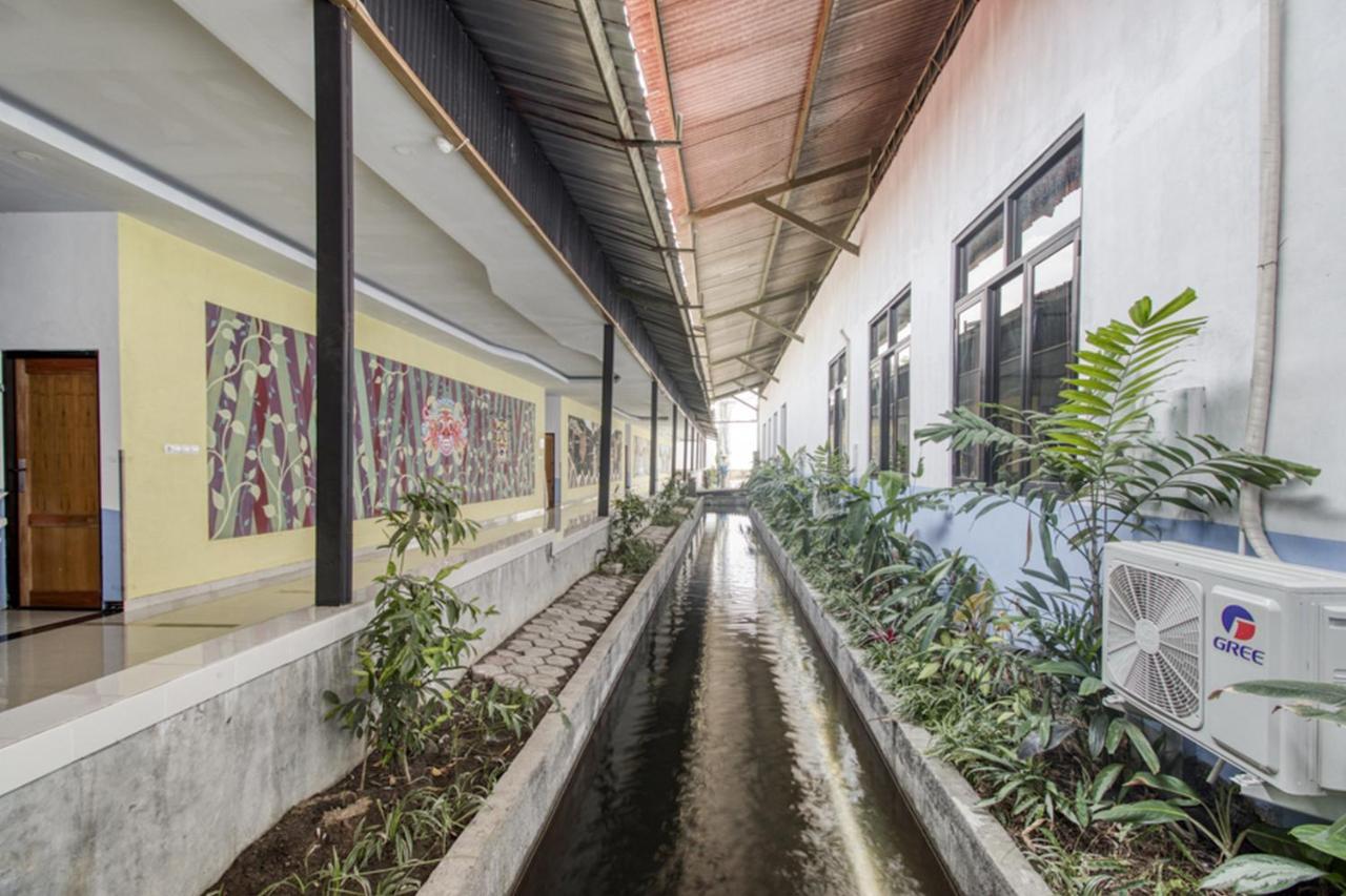 Reddoorz Plus @ Flory Hotel Yogyakarta Exterior photo